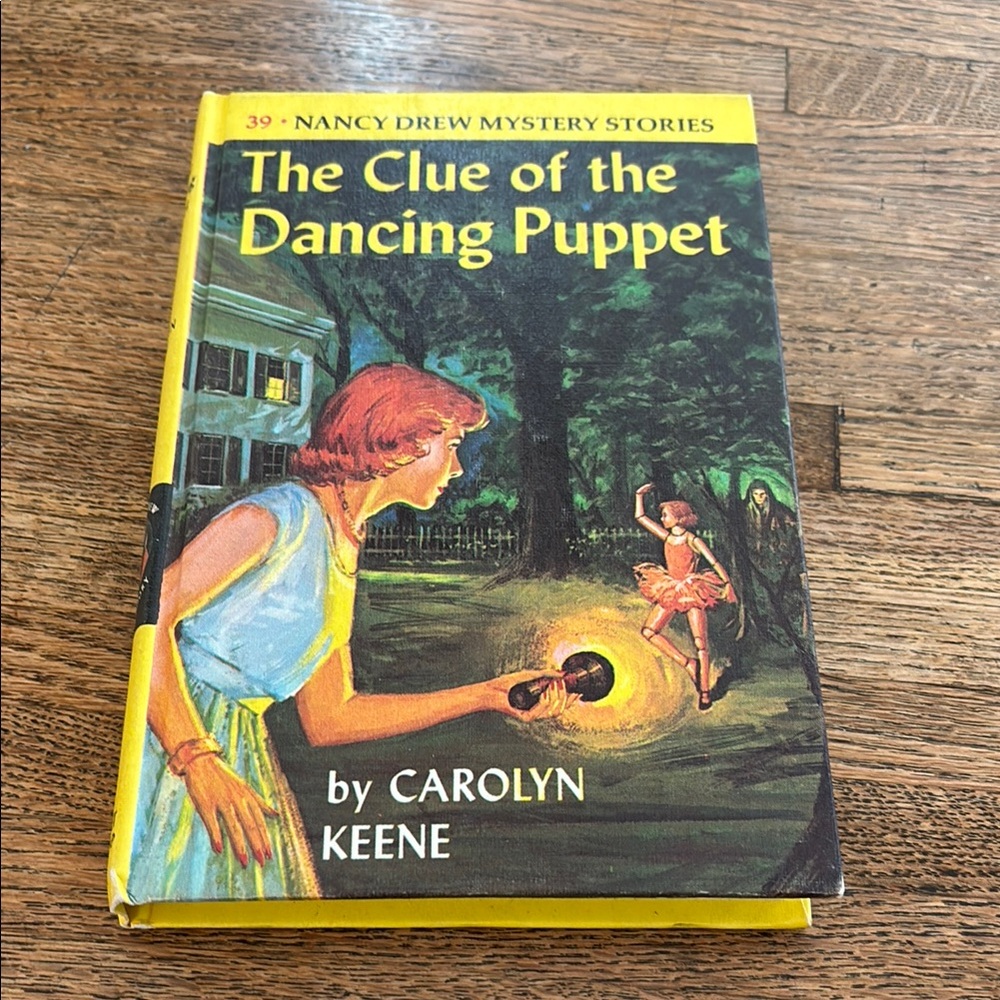 Vintage Nancy Drew Books. Six Books. 1960-1967 - Picture 6 of 16